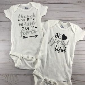NWOT Sparkly Gerber Oniesies w/ Cute Messages